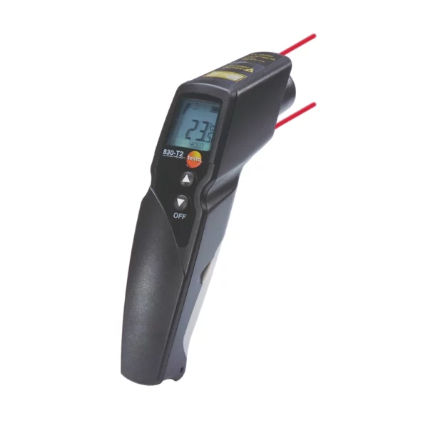 Vista lateral del termómetro infrarrojo de pístola marca testo modelo 830 T2